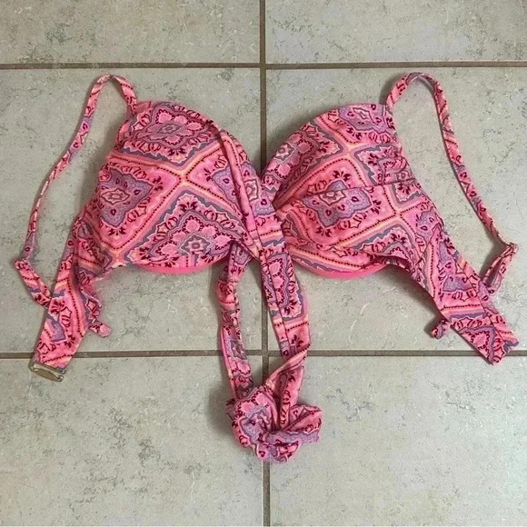 32DDD SHADE & SHORE PINK AZTEC BIKINI TOP (Top Only!) - Picture 6 of 13